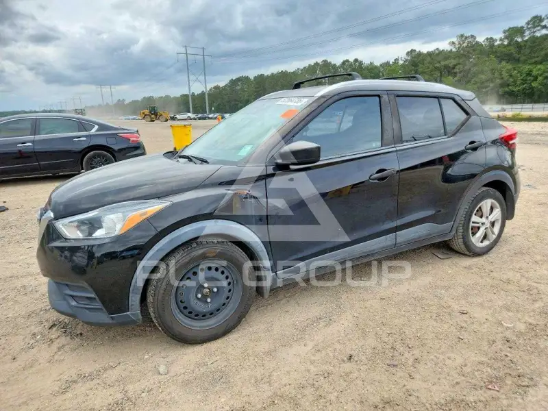 2018 Nissan KICKS photo