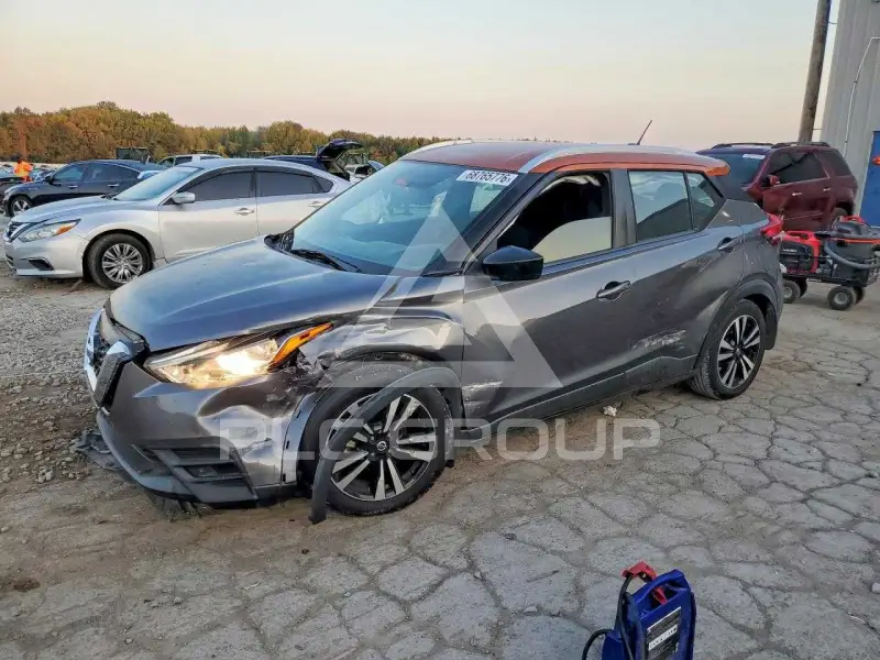 2018 Nissan KICKS photo