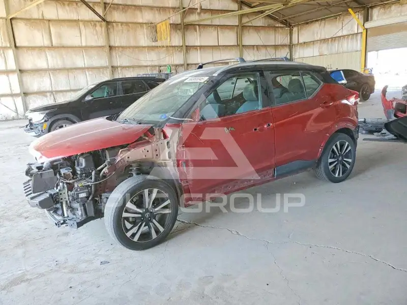 2018 Nissan KICKS photo