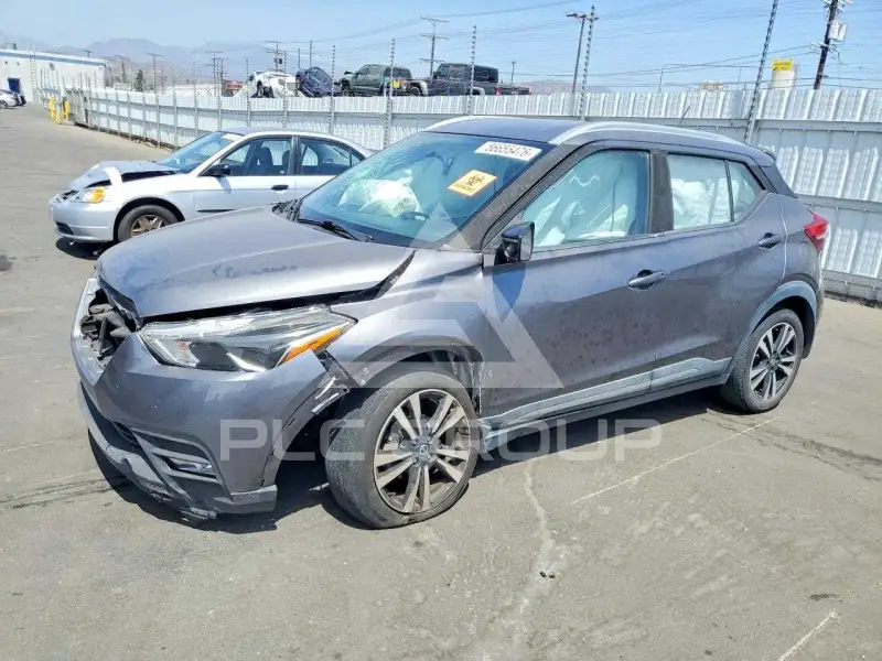 2018 Nissan KICKS photo