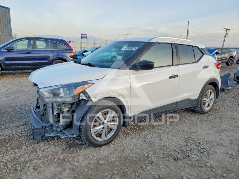2018 Nissan KICKS photo
