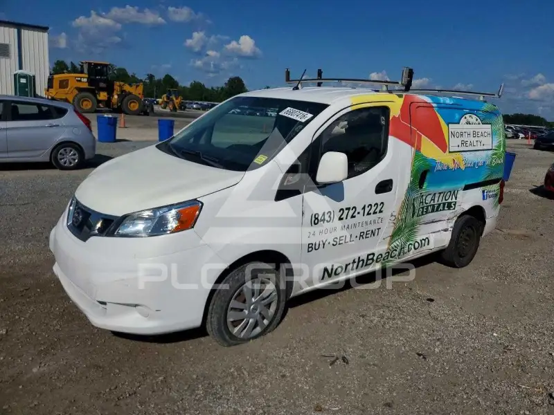 2018 Nissan NV photo