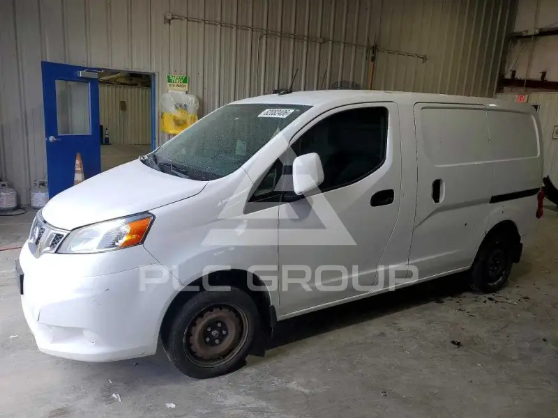 2018 Nissan NV photo