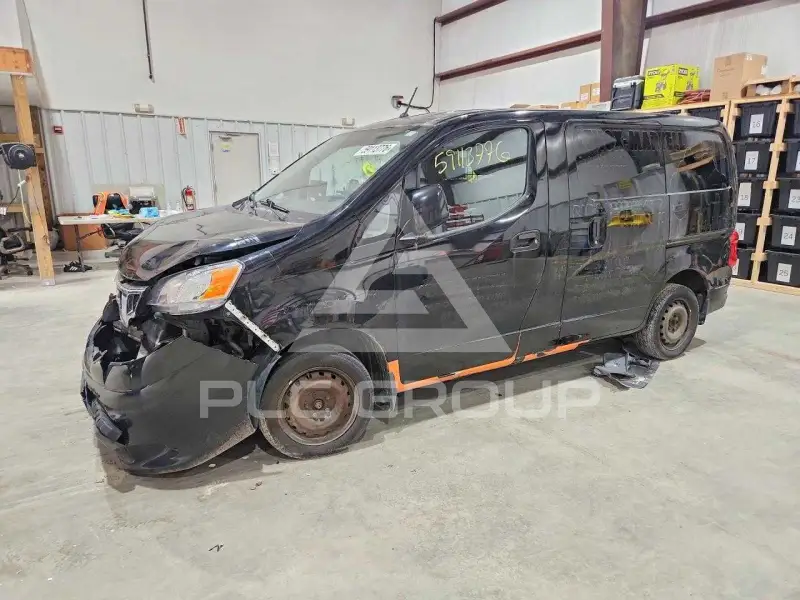 2018 Nissan NV 200 photo
