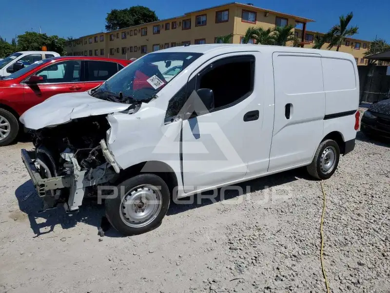 2018 Nissan NV 200 фото