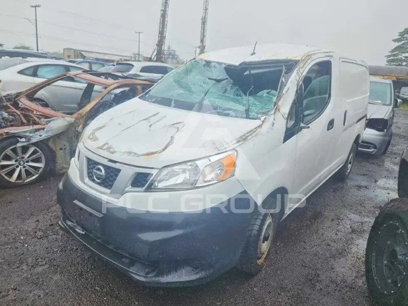 2018 Nissan NV photo