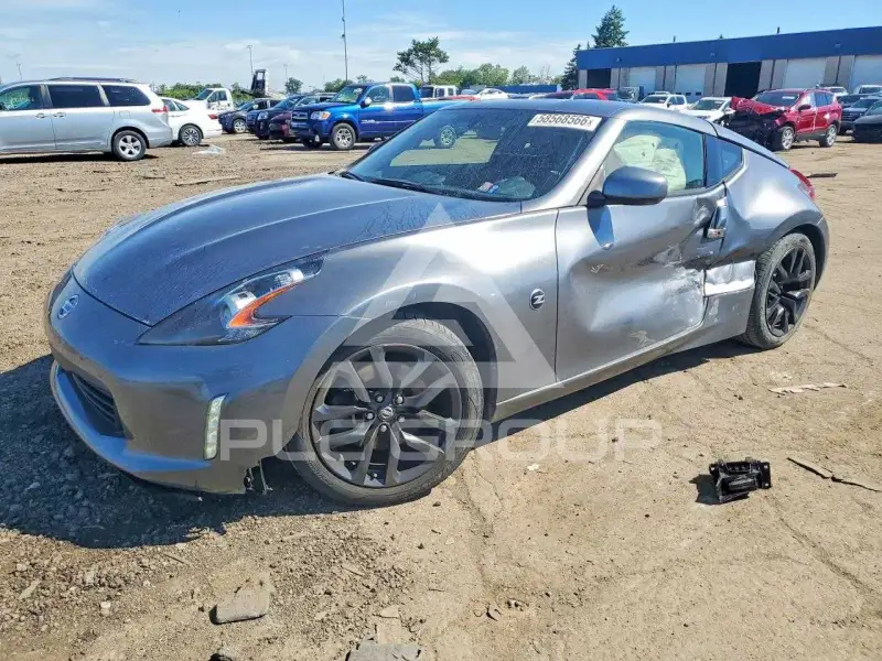 2018 Nissan 370Z фото