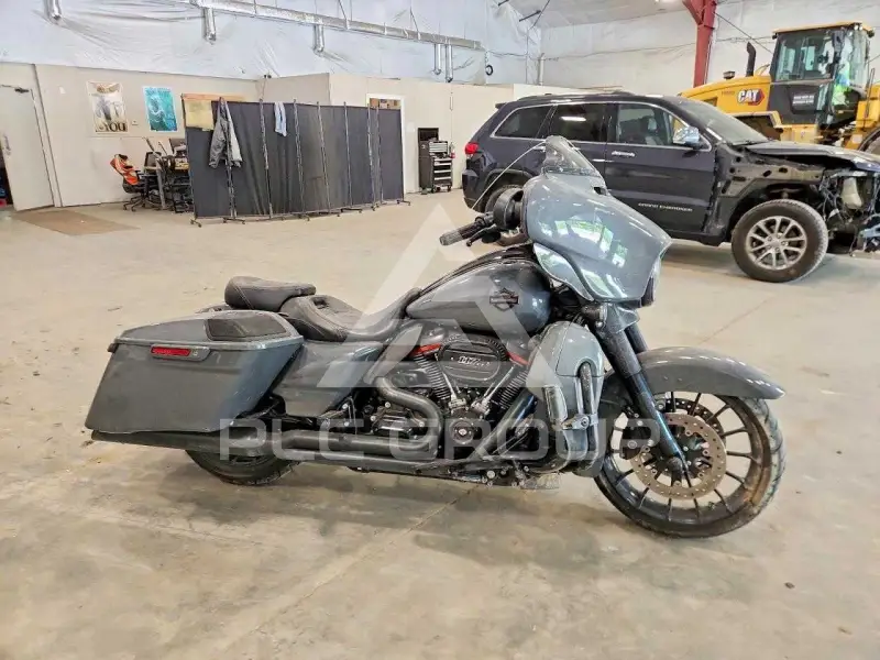 2018 Harley-Davidson FL фото