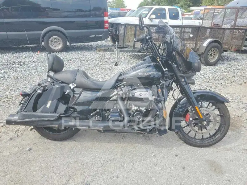 2018 Harley-Davidson FL фото