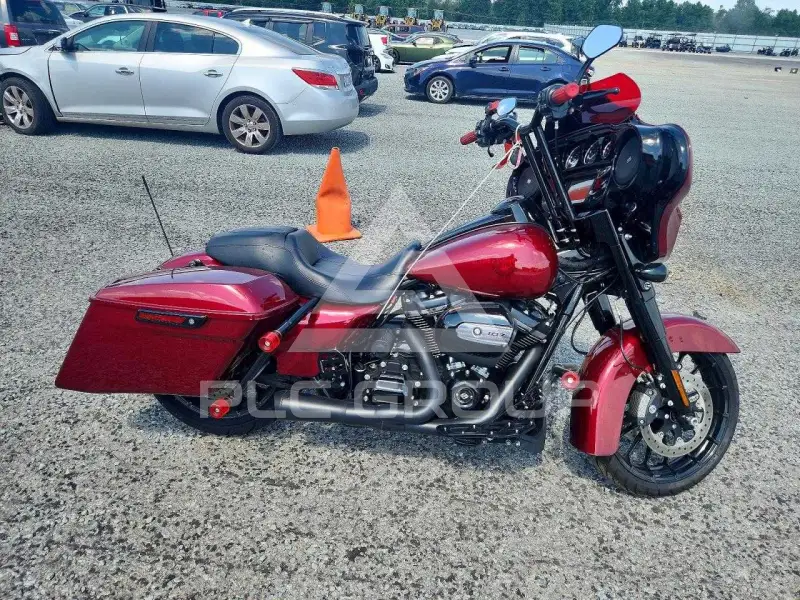 2018 Harley-Davidson FL photo