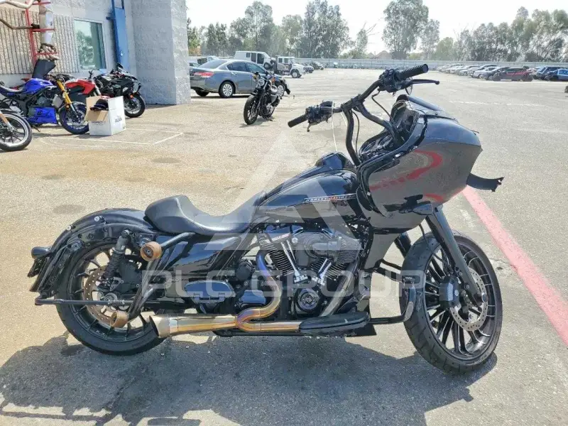 2018 Harley-Davidson FL фото