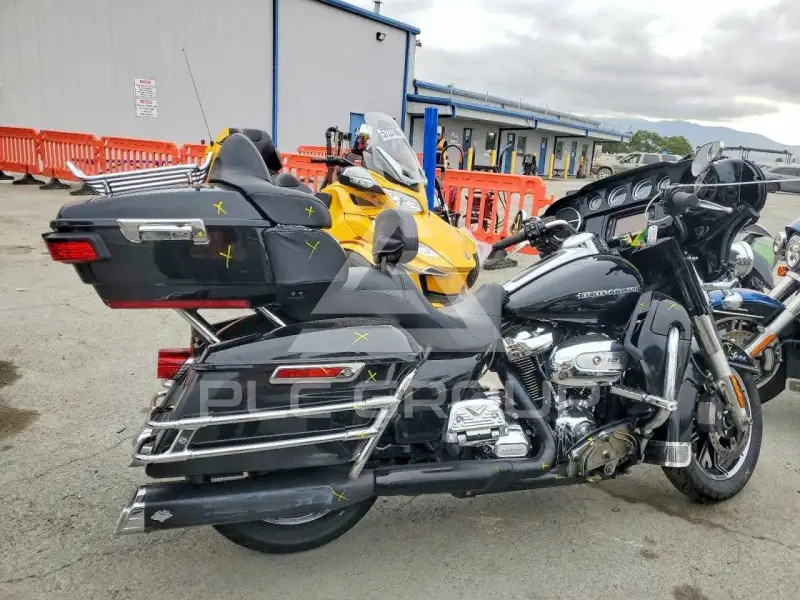 2018 Harley-Davidson FL фото