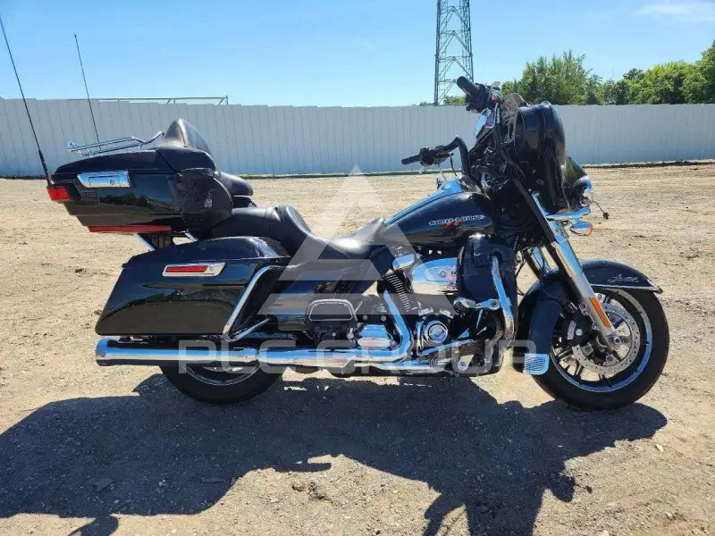 2018 Harley-Davidson FL фото
