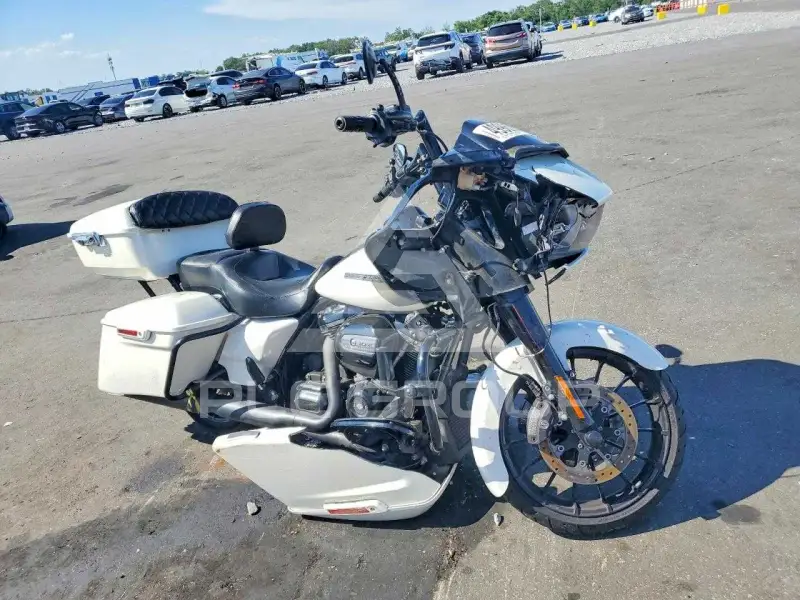 2018 Harley-Davidson FL фото