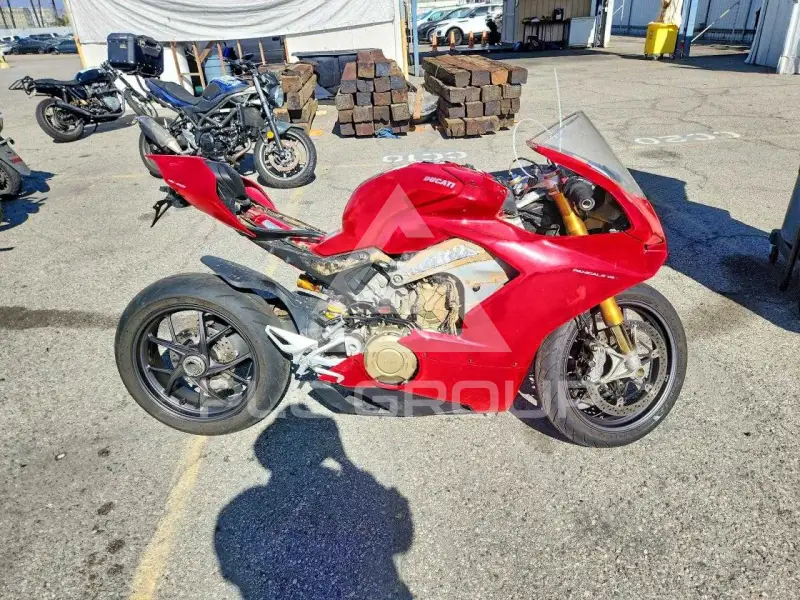 2018 Ducati PANIGALE фото