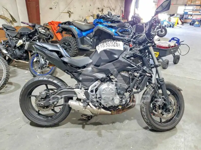 2018 Kawasaki Ninja650 фото