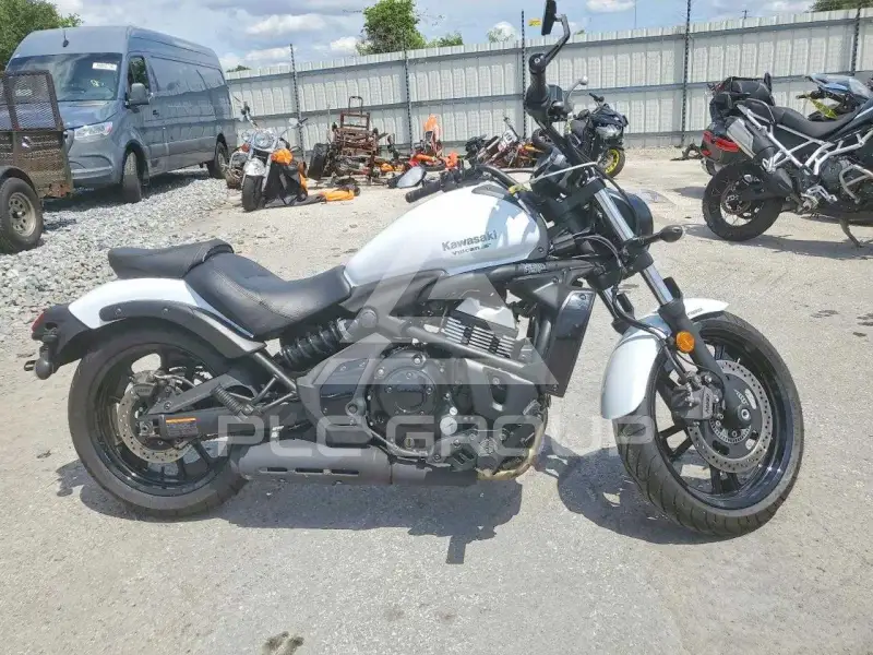 2018 Kawasaki Ninja650 фото