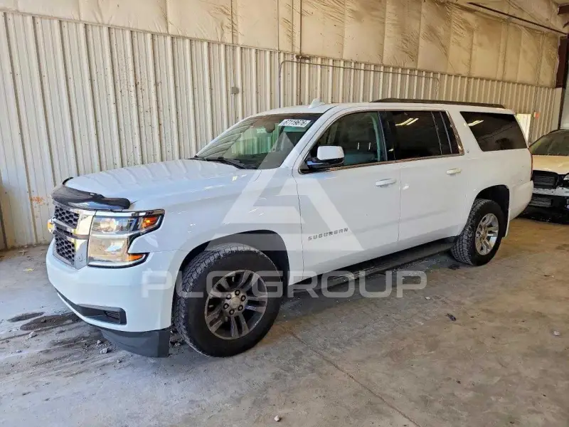 2018 Chevrolet Suburan photo