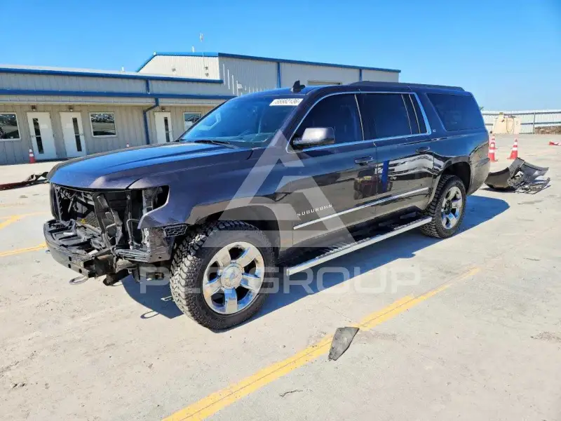 2018 Chevrolet Suburan photo