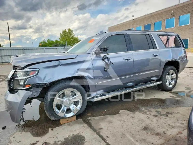 2018 Chevrolet Suburan photo