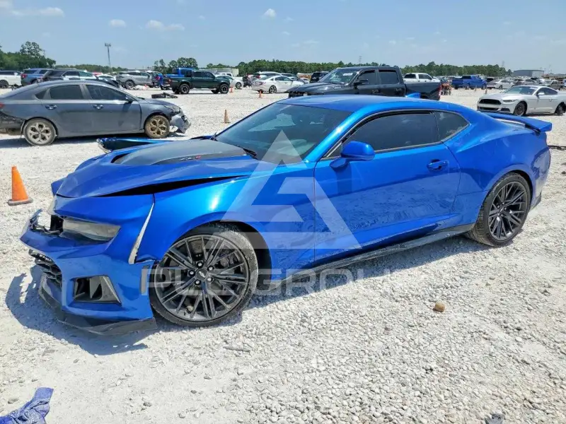 2018 Chevrolet Camaro photo