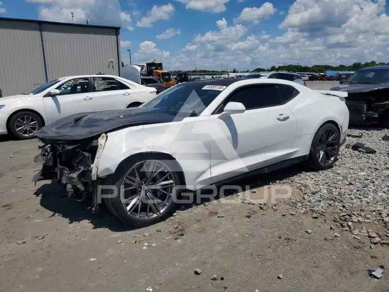 2018 Chevrolet Camaro photo