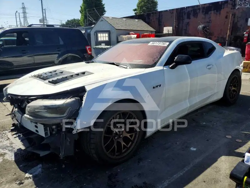 2018 Chevrolet Camaro photo