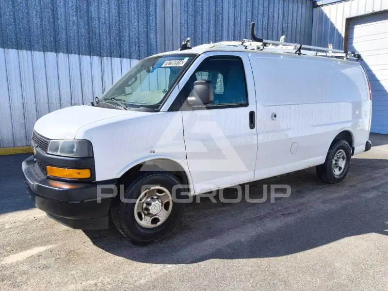 2018 Chevrolet Express фото