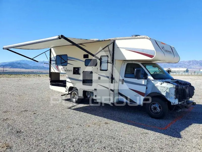2018 Chevrolet Express photo