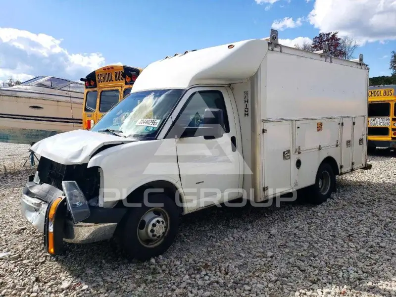 2018 Chevrolet Express фото