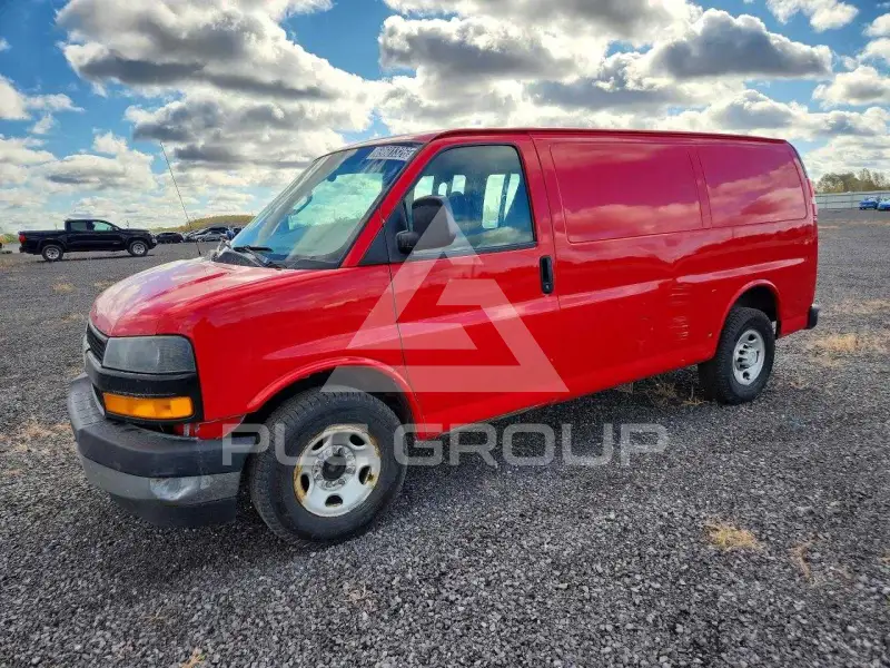 2018 Chevrolet Express photo