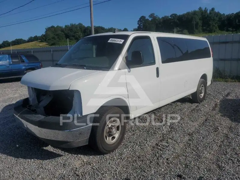 2018 Chevrolet Express фото