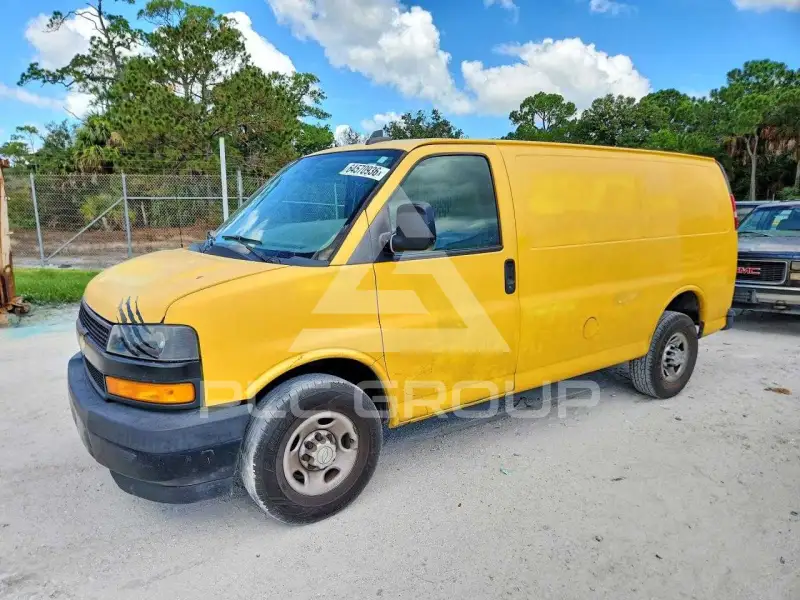2018 Chevrolet Express фото