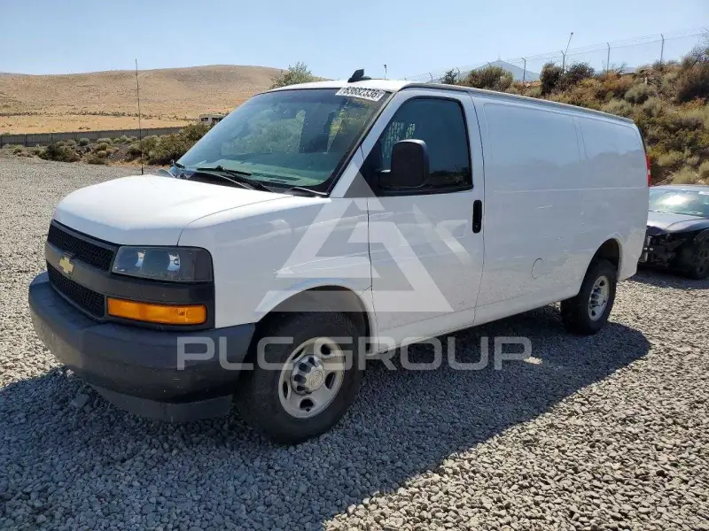 2018 Chevrolet Express фото