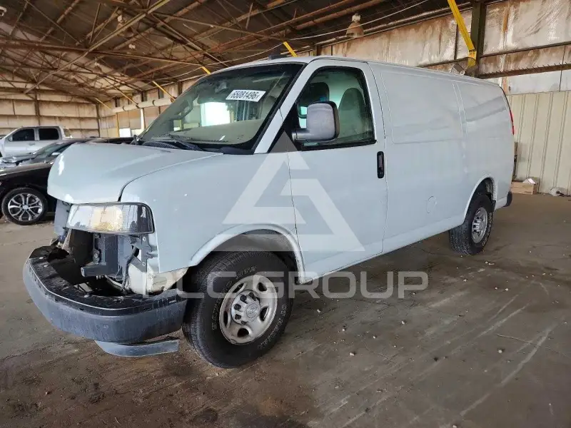 2018 Chevrolet Express photo