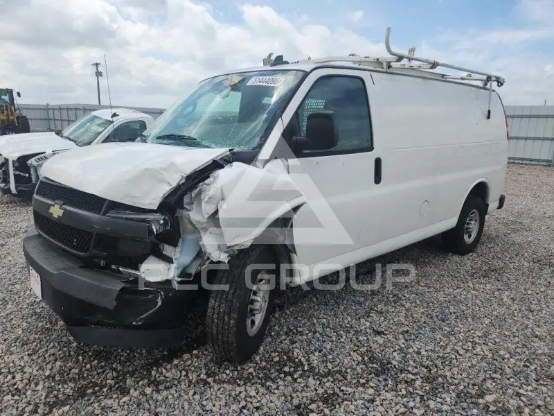 2018 Chevrolet Express фото