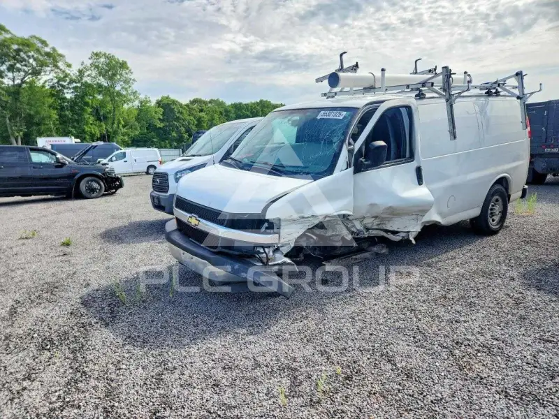 2018 Chevrolet Express фото