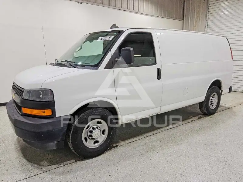 2018 Chevrolet Express фото