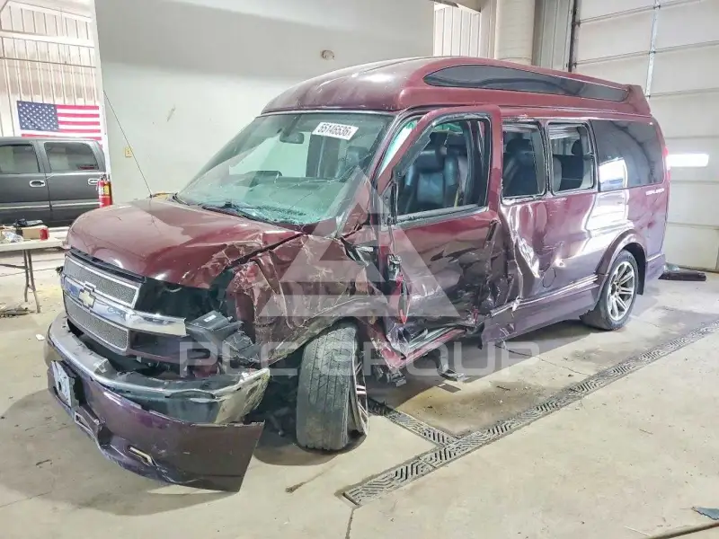 2018 Chevrolet Express фото