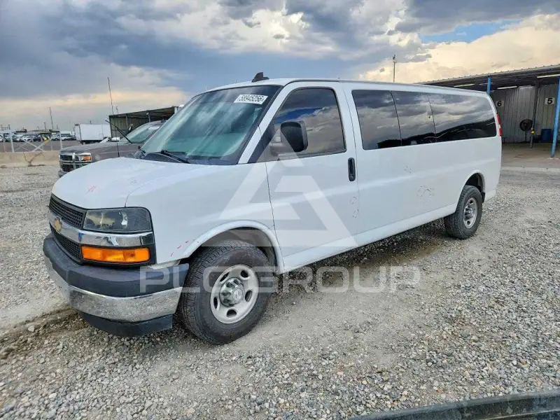 2018 Chevrolet Express фото