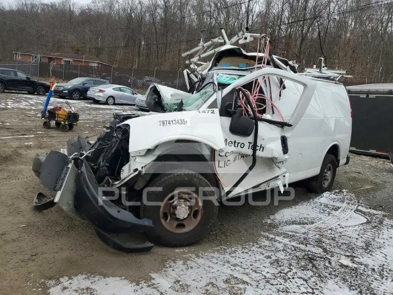 2018 Chevrolet Express фото