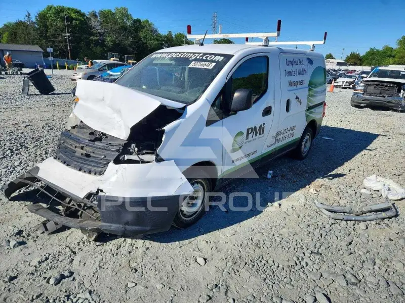 2018 Chevrolet Express photo