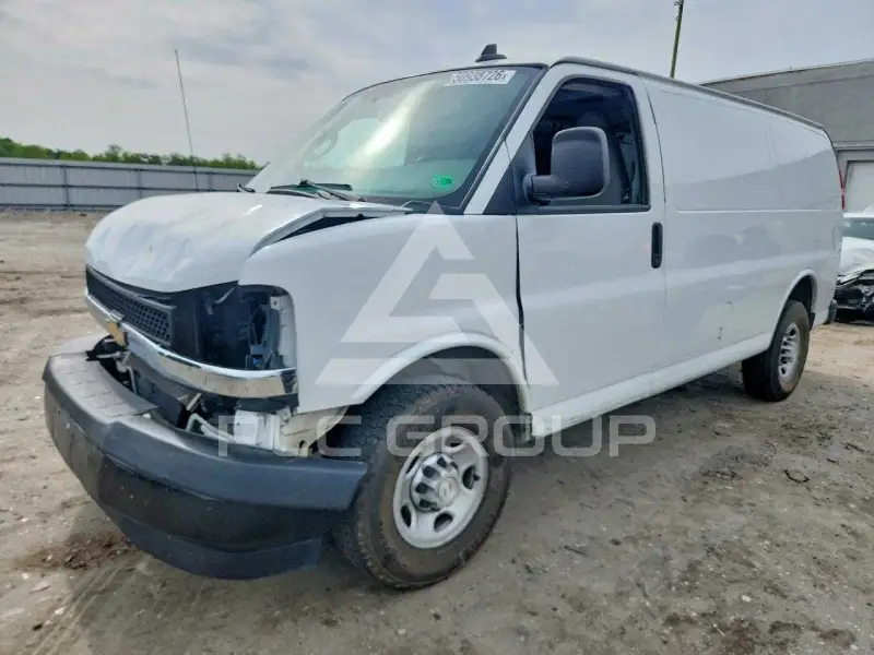 2018 Chevrolet Express фото