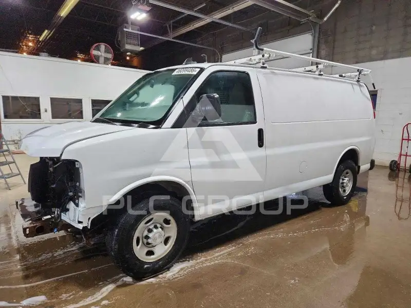 2018 Chevrolet Express фото