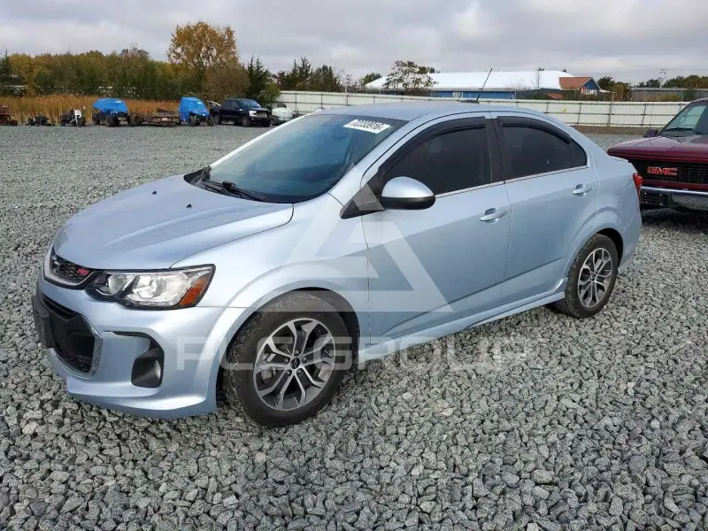 2018 Chevrolet Sonic фото
