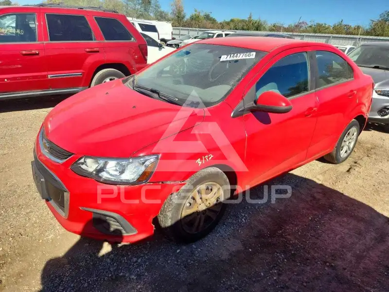 2018 Chevrolet Sonic фото