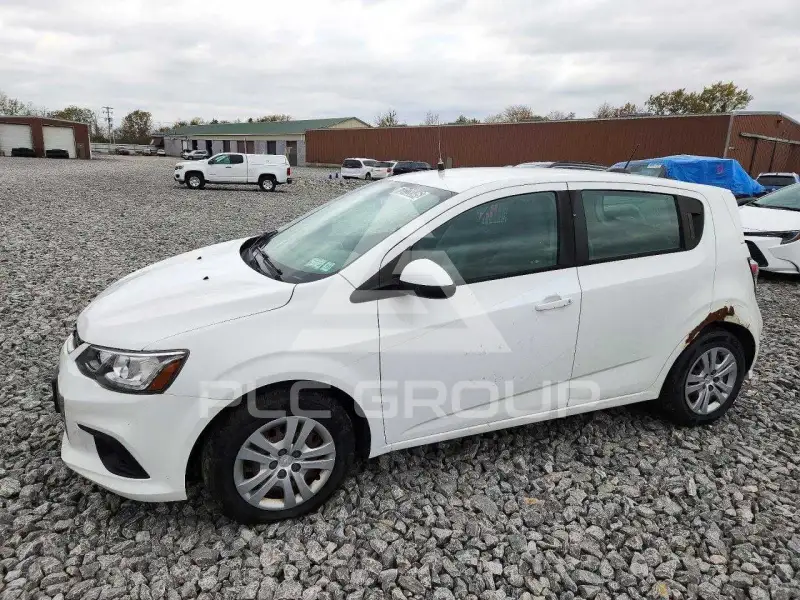 2018 Chevrolet Sonic photo