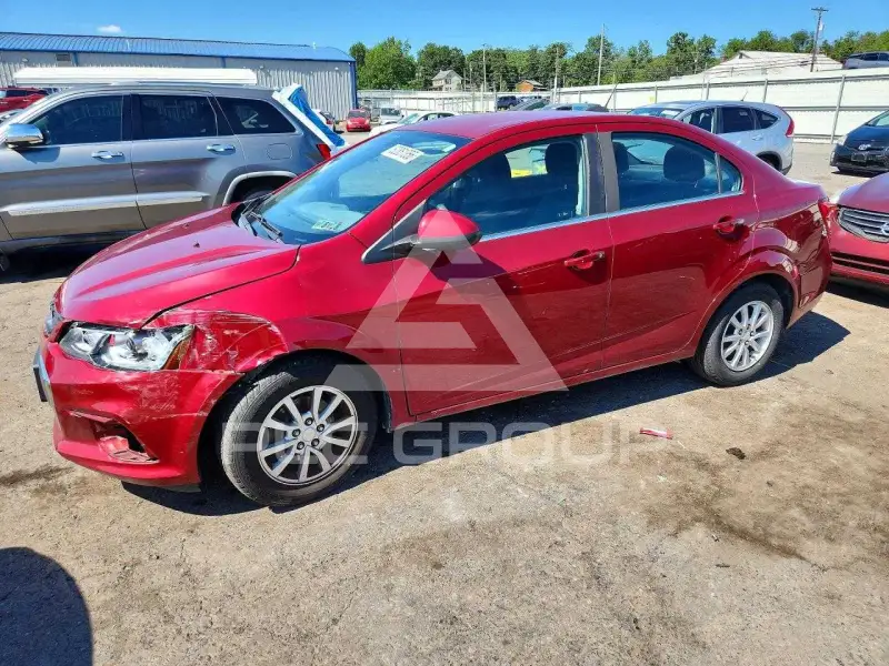 2018 Chevrolet Sonic photo