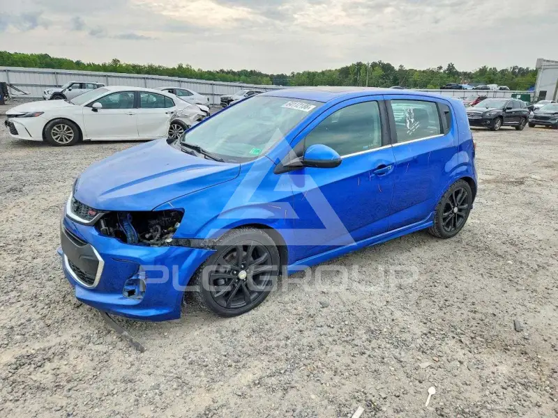 2018 Chevrolet Sonic фото