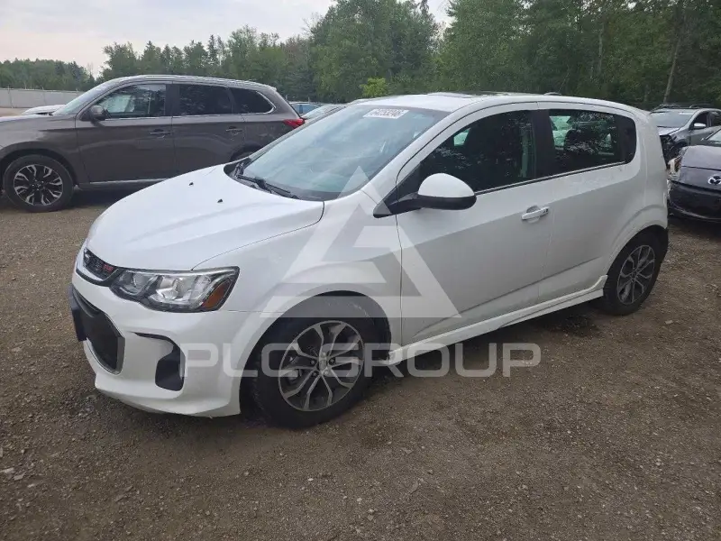 2018 Chevrolet Sonic фото